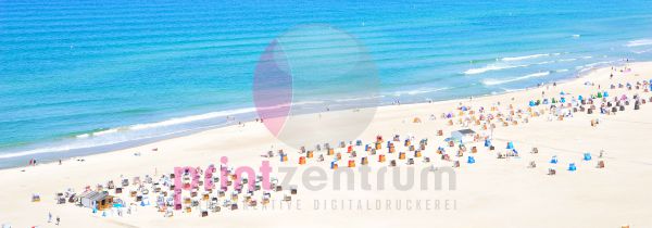 Strand-Aussicht auf Meer